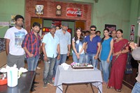 Shruti Haasan Birthday at Yevadu Set